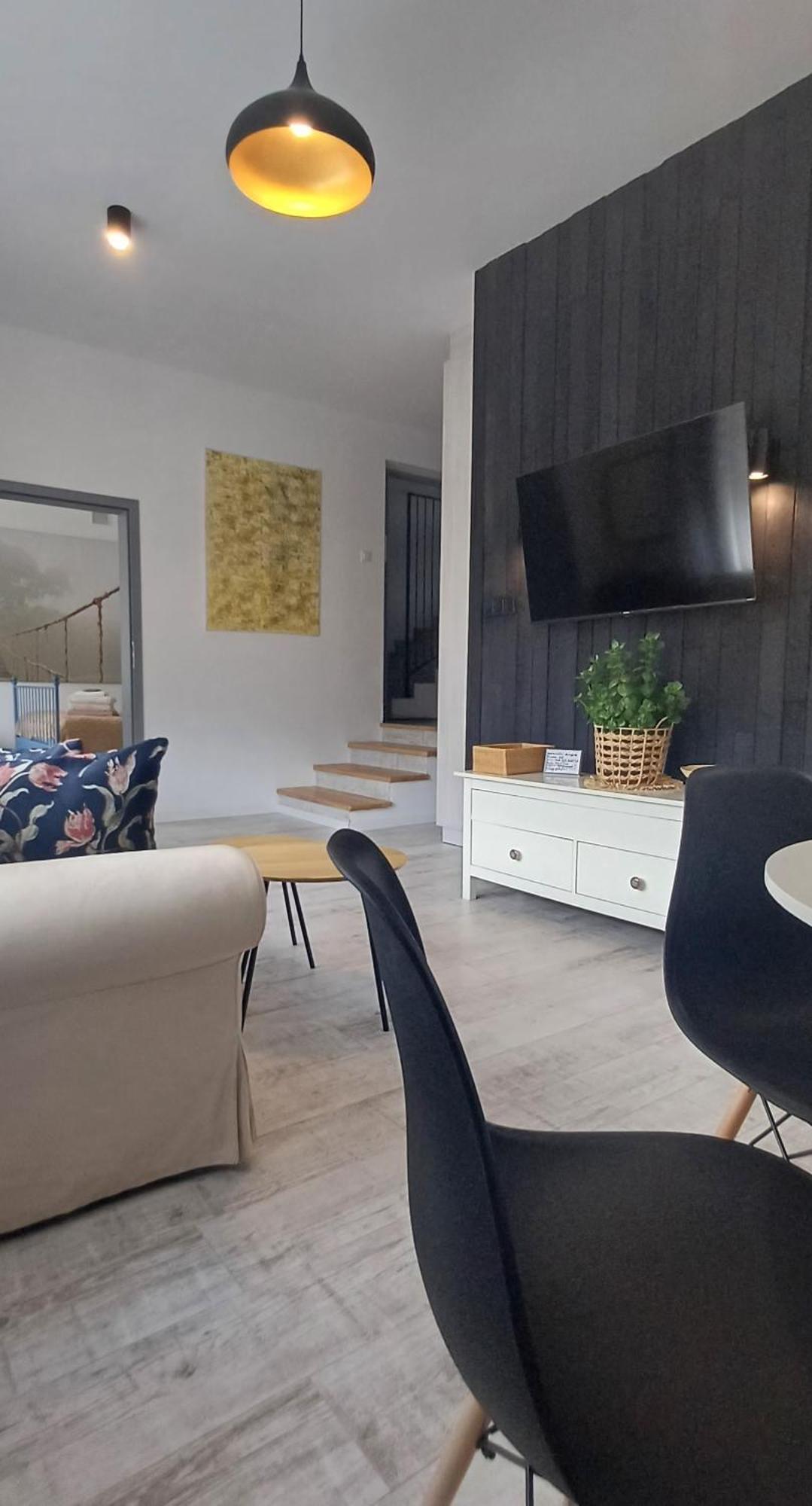 Apartament Fajny Kat Устрики-Долішні Екстер'єр фото